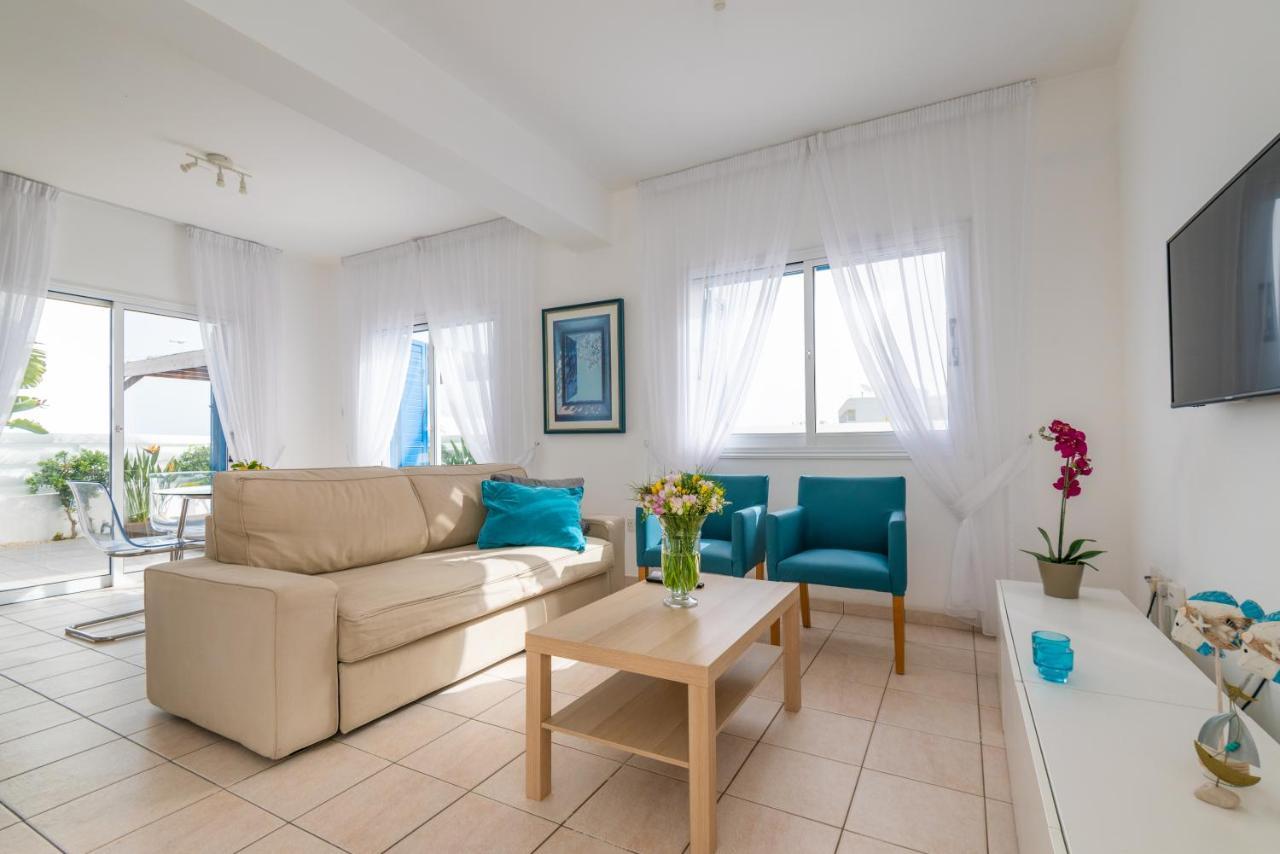 Narcissos Bay View Villa 프로타라스 외부 사진